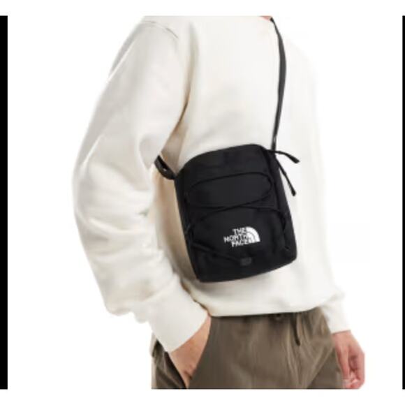 The North Face Jester Crossbody Bag Black Small Messenger Sling Unisex - Picture 1 of 5